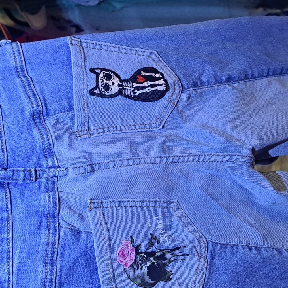 Akira Super Cute Patchworked Jeans - image 3